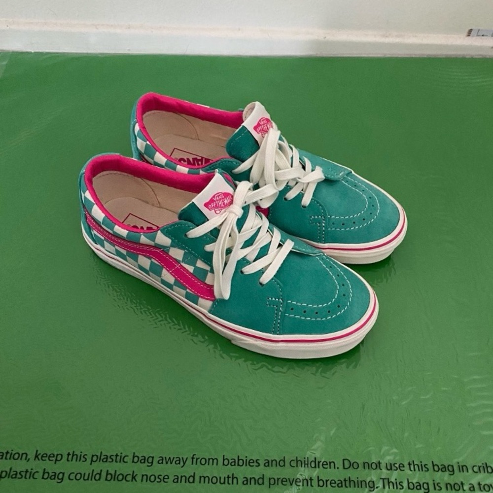 Vans shoes size 8
